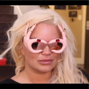 Meet your Posher, Mitchell